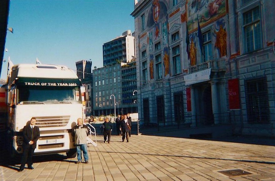 Viazzo and in front of San Giorgio Palace with the IVECO Special Stralis where Sitranet Simulator was Installed for the demonstration